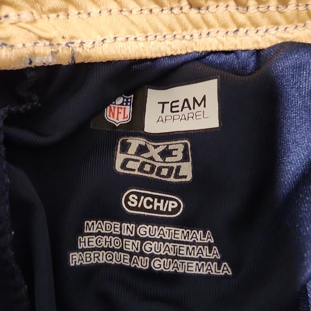NFL Rams Shorts - Picture 3 of 4